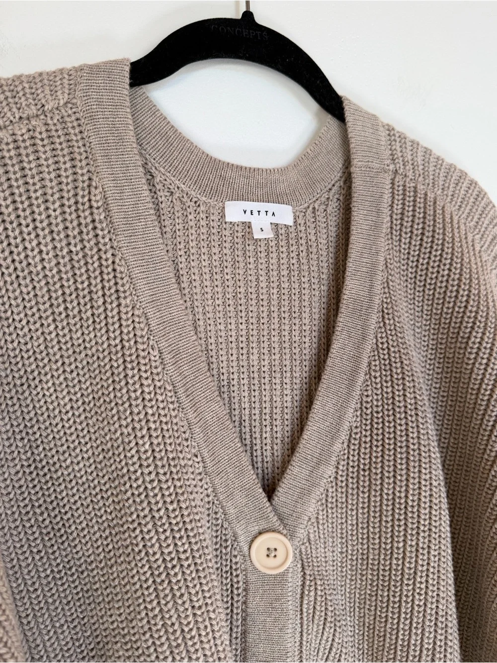 VETTA Capsule Collection 100% Organic Cotton Chunky Cropped Cardigan Sweater